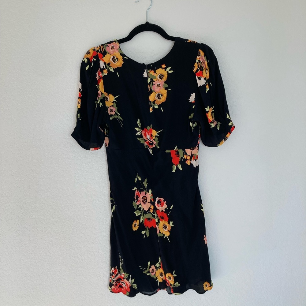 Free people dress. Worn only a couple of times. Size 4.